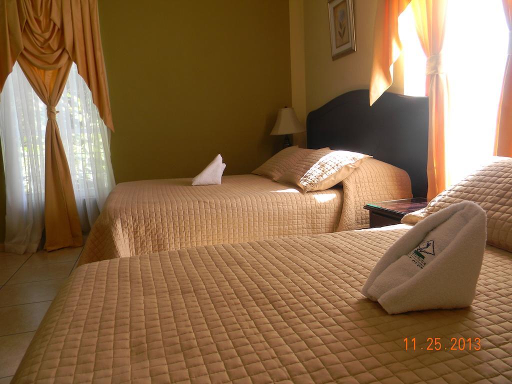 Comayagua Golf Club Hotel Стая снимка